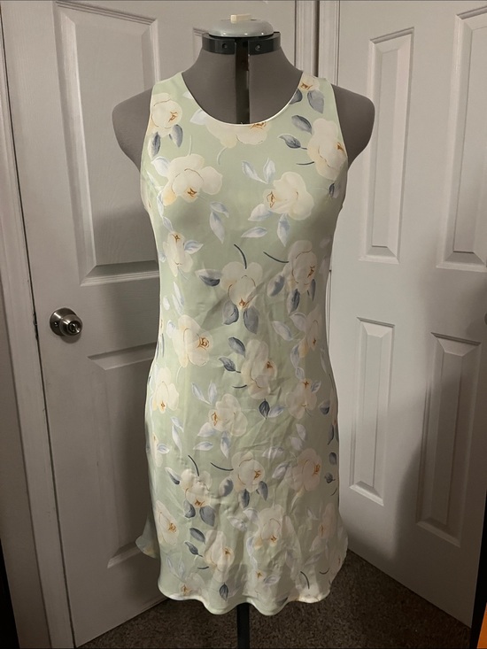 Vintage Dresses & Skirts - 1990s Cement Floral Mini Shift Dress, Pale Yellow & Green, Size 6